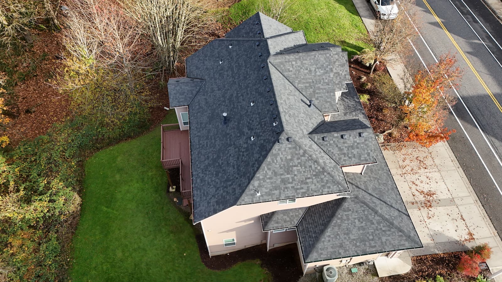 Aerial view of Pacific Northwest home with Malarkey shingles