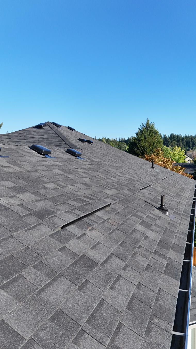 Completed roof, gutters, and siding project in Skamania, WA