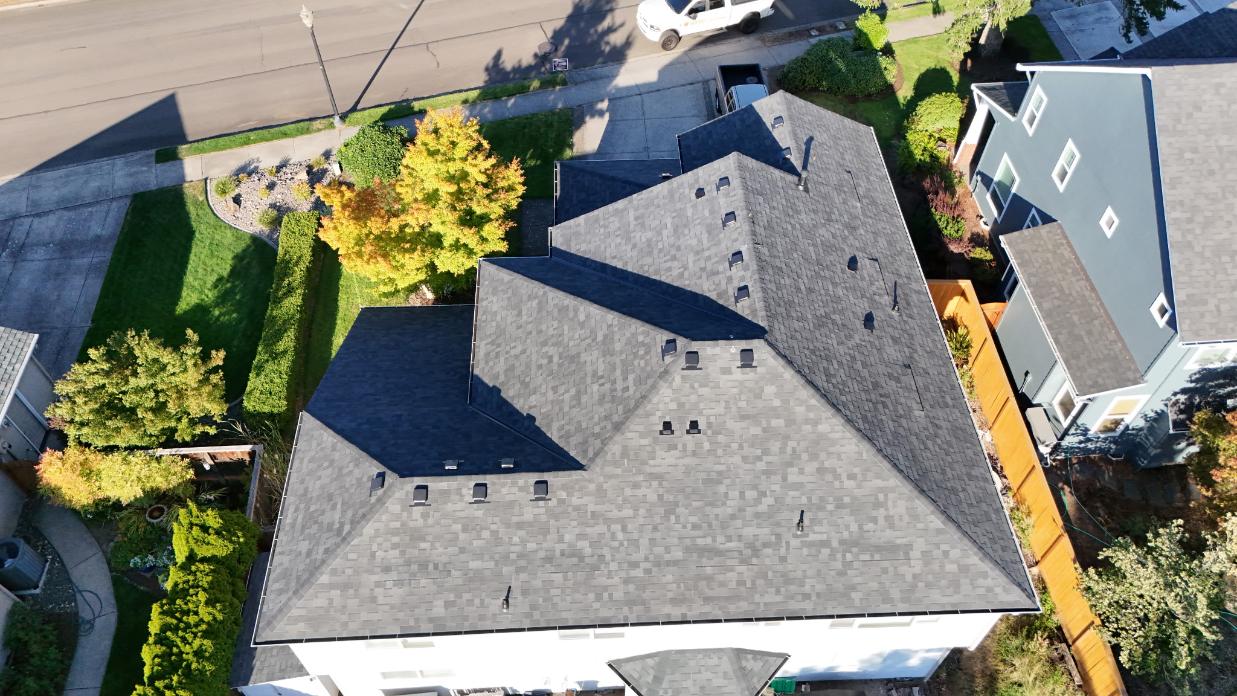 New roof and gutters installation in Skamania, WA
