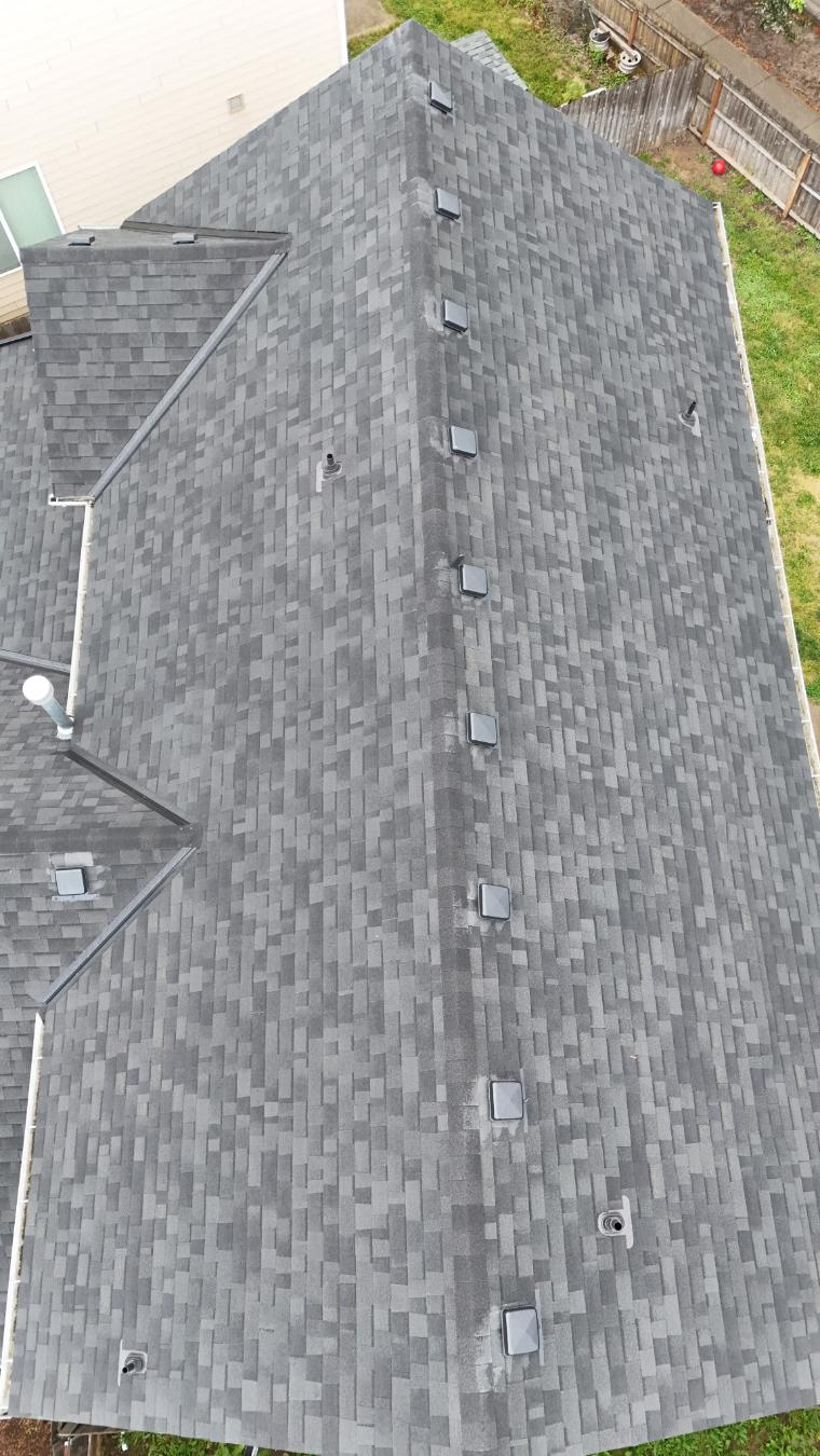 New shingle roof installation in Vancouver, WA