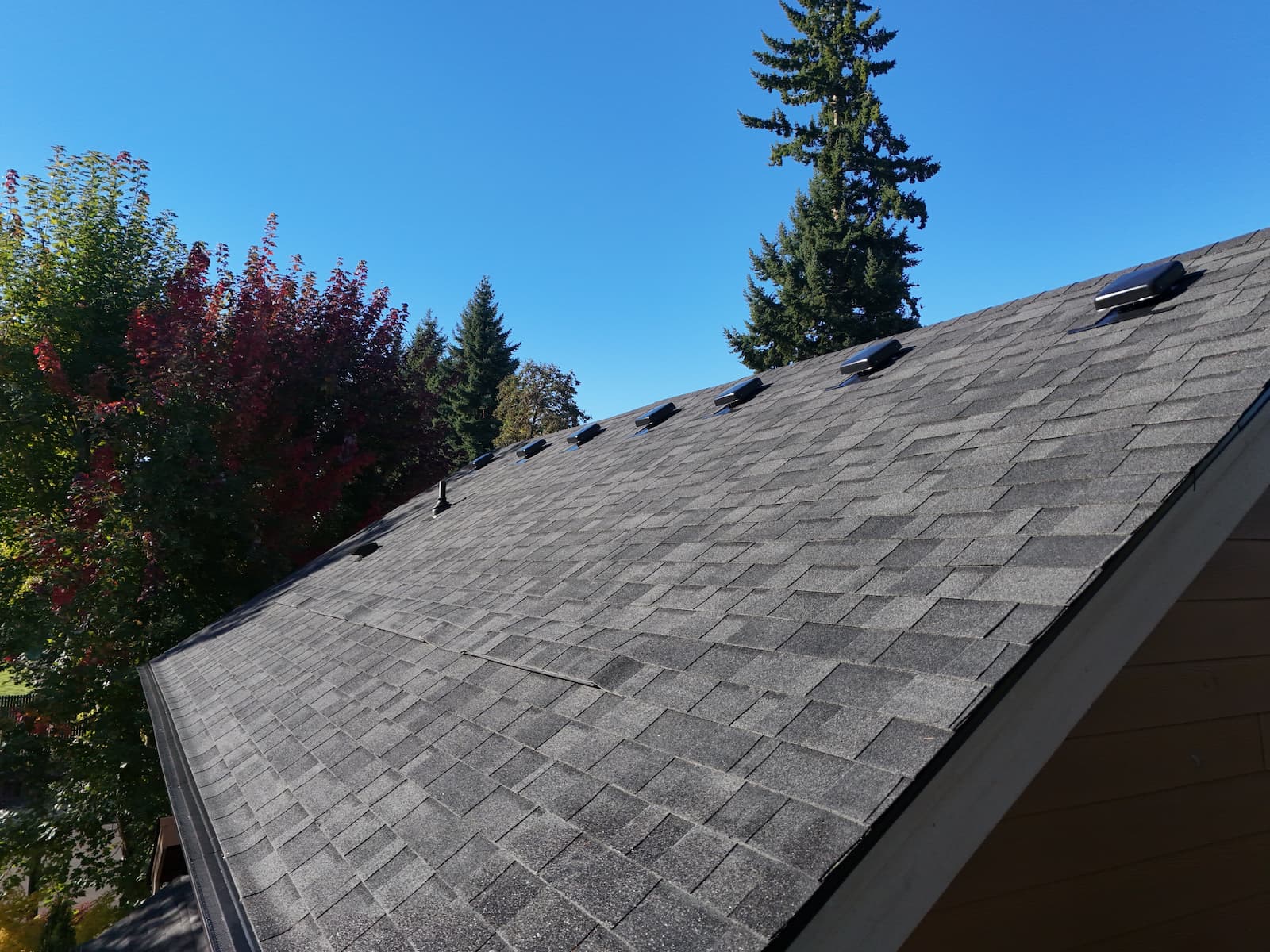 Completed roofing project in Tigard, OR